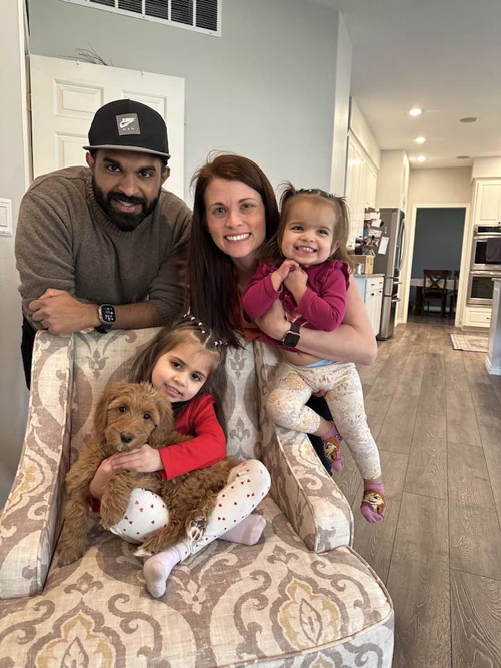 Phoebe and Elijah’s puppies are home
